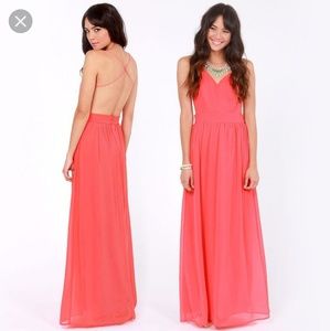 LuLus Coral Excl. Rooftop Garden Backless Maxi